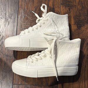 American Eagle Outfitters Cream High-Top Sneakers